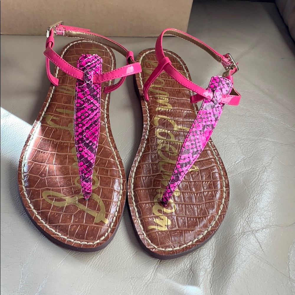 NWOT Sam Edelman Size 6 Gigi Sandal Pink Snake